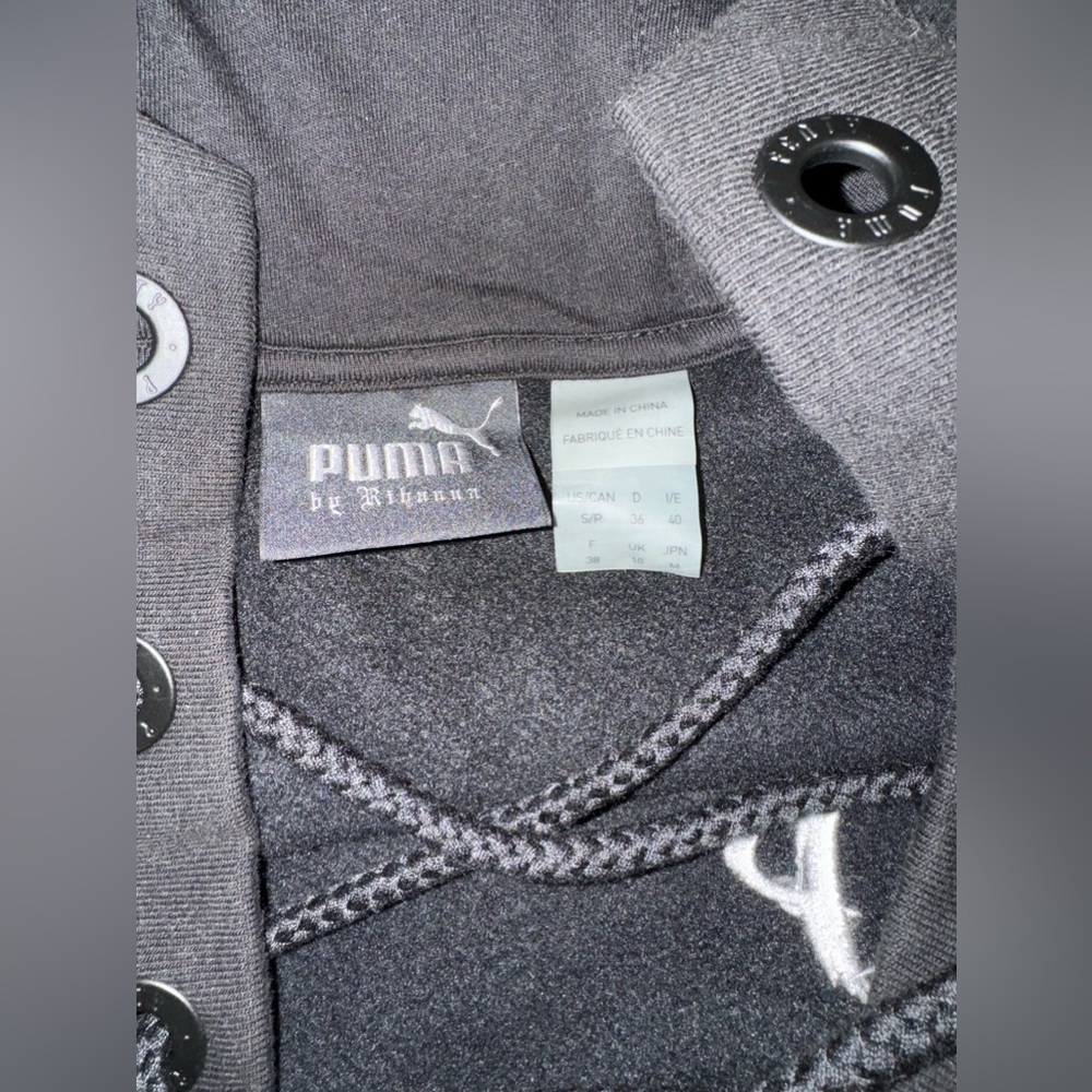 Pullover Sweatshirt - image 6